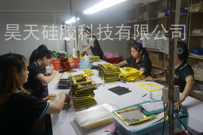 硅胶礼品_硅胶零钱包组装