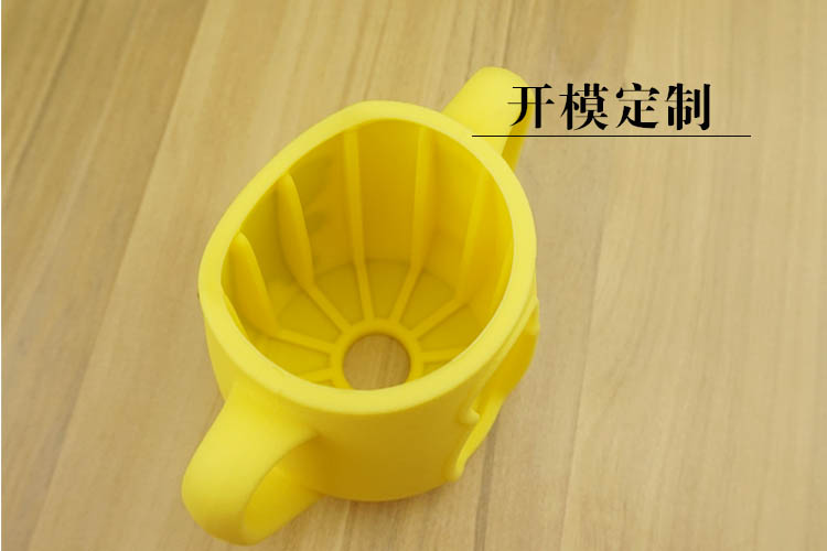 奶瓶硅胶套_IP衍生品_硅胶制品